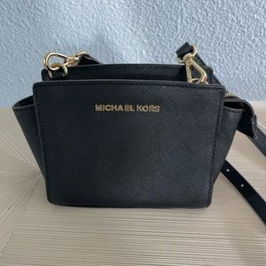Michael Kors Mini Selma black saffiano leather *restitched d ring* pics attached
